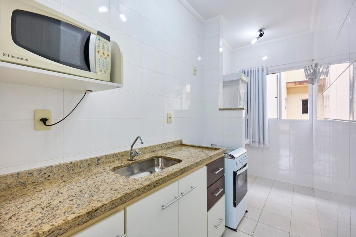 Bh14: Apto Aconchegante, Com Ar E Piscina Apartamento *